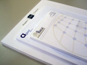 Blocs de notas personalizados impresos en varios tamaños